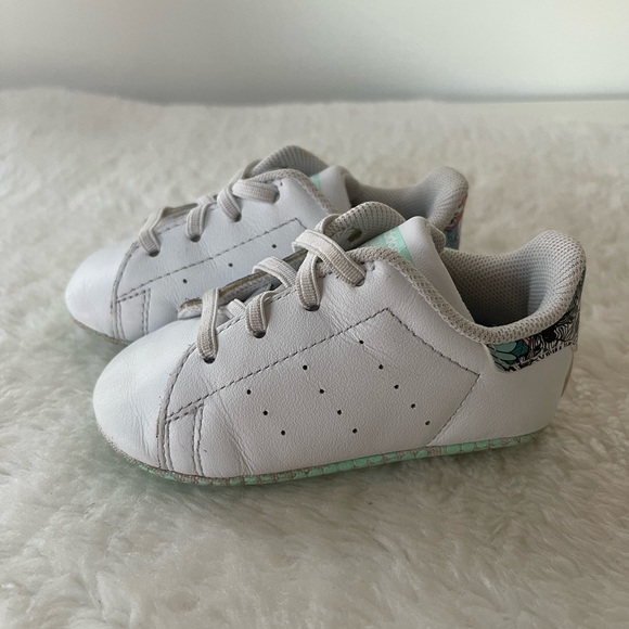 SOLD!!Adidas Stan Smith Baby Crib's Shoes White Size 3K. - Picture 1 of 7